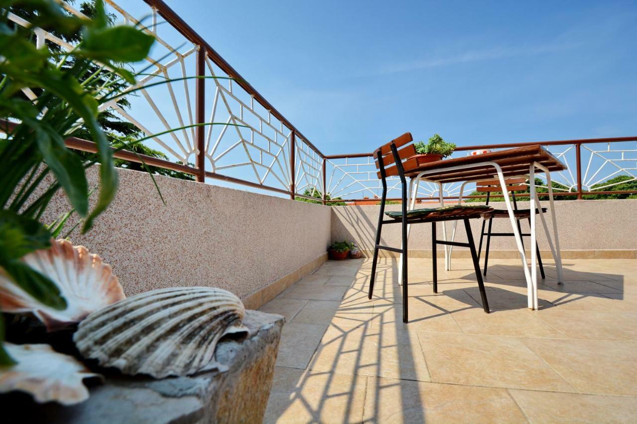 Studio Apartment Ante Zadar Exterior photo